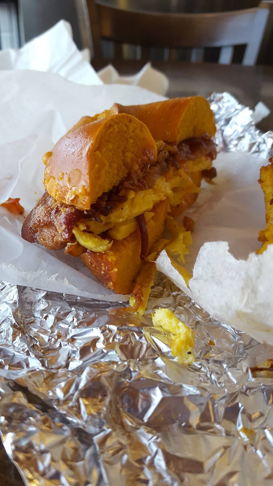 Terranova Bake Ridge Bagels | bakery | 9417 3rd Ave, Brooklyn, NY 11209, USA | 7186806353 OR +1 718-680-6353