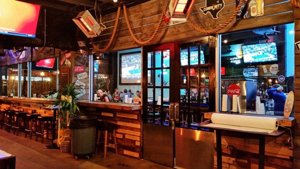 Ragin Crab Cafe | restaurant | 2100 Greenville Ave, Dallas, TX 75206, USA | 2148272722 OR +1 214-827-2722