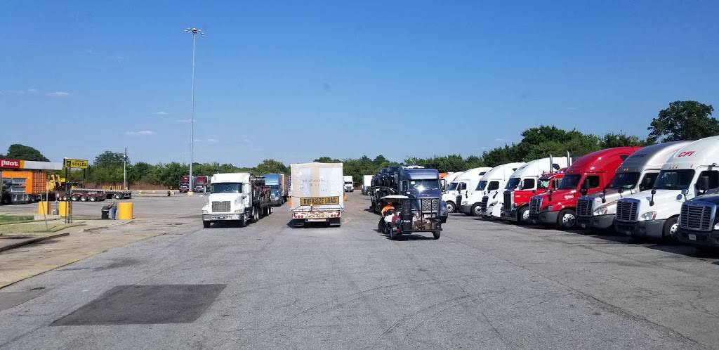 Pilot Travel Center | restaurant | 1200 Hillcrest Dr S, Sulphur Springs, TX 75482, USA | 9038850020 OR +1 903-885-0020