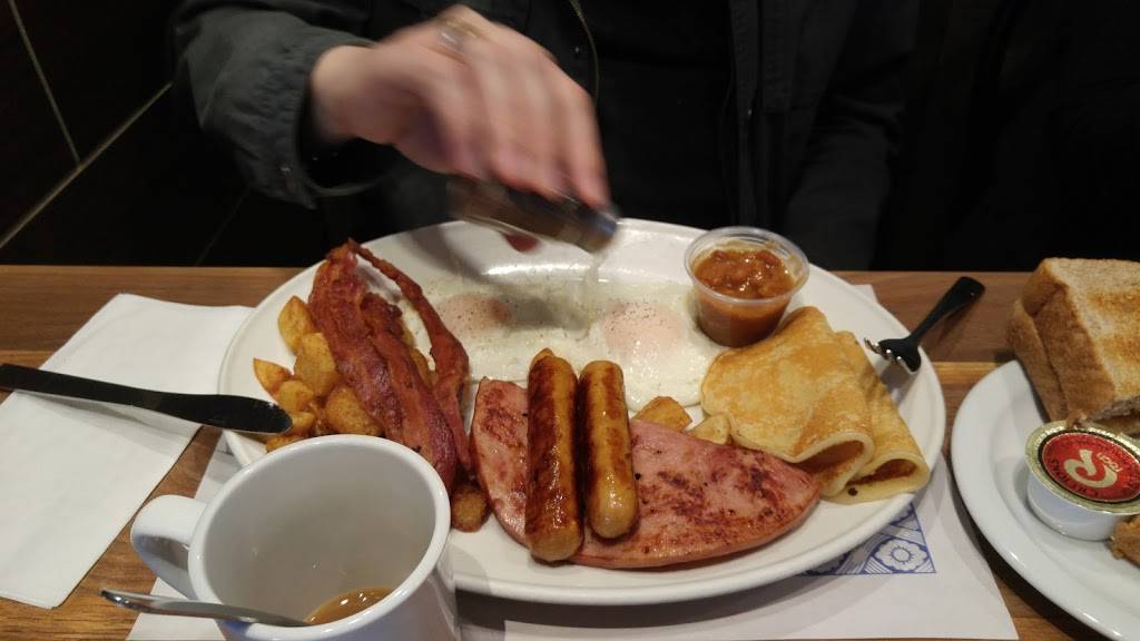 Restaurant Nic & Pic | restaurant | 136 Rue Larocque, Saint-Jean-sur-Richelieu, QC J3B 2X2, Canada | 4503478116 OR +1 450-347-8116