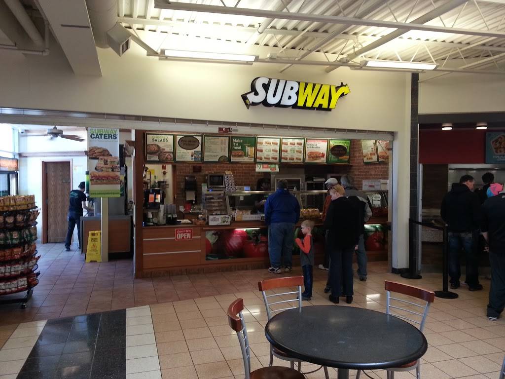 Subway | restaurant | 2700 Crego Rd, DeKalb, IL 60115, USA | 8153909006 OR +1 815-390-9006