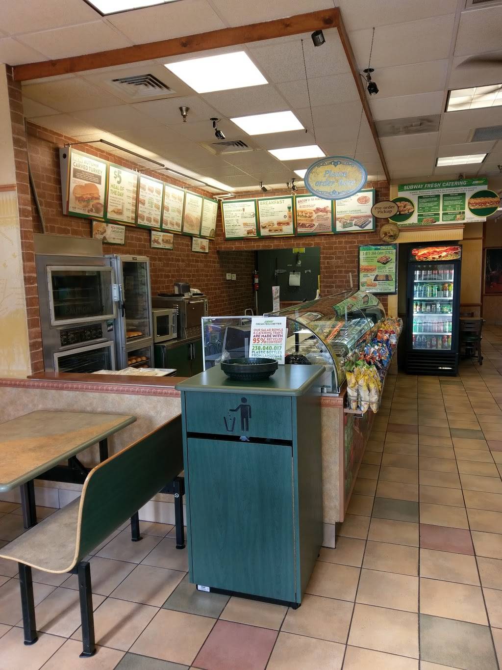 Subway | restaurant | 5628-1 Pelican Strand Blvd, Naples, FL 34110, USA | 2395920095 OR +1 239-592-0095