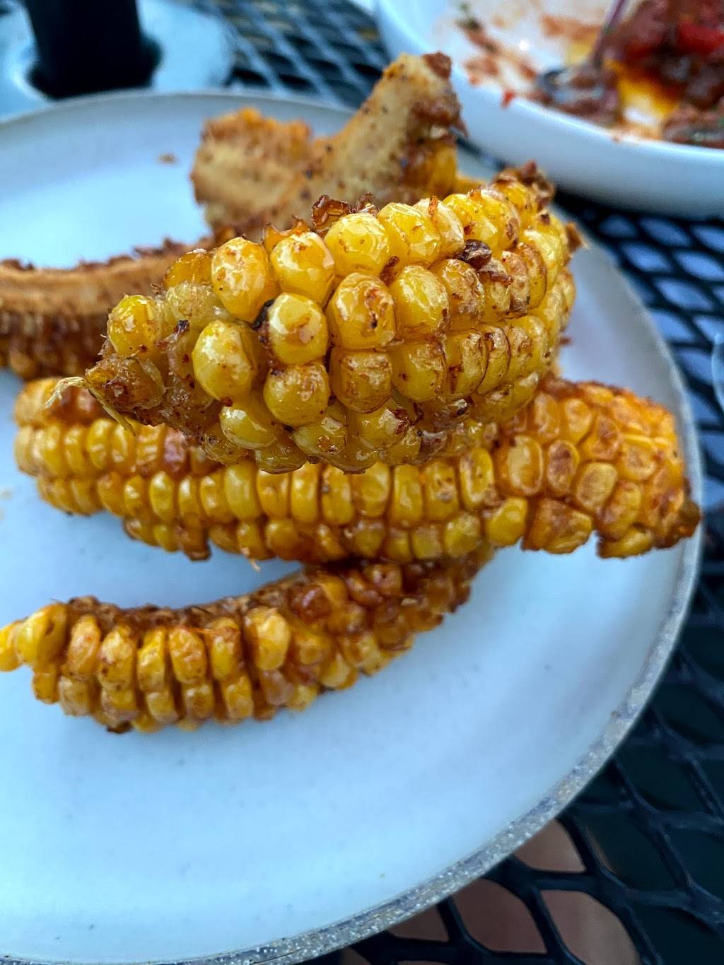 Yalla | restaurant | 7850 SW Capitol Hwy, Portland, OR 97219, USA | 5032064007 OR +1 503-206-4007