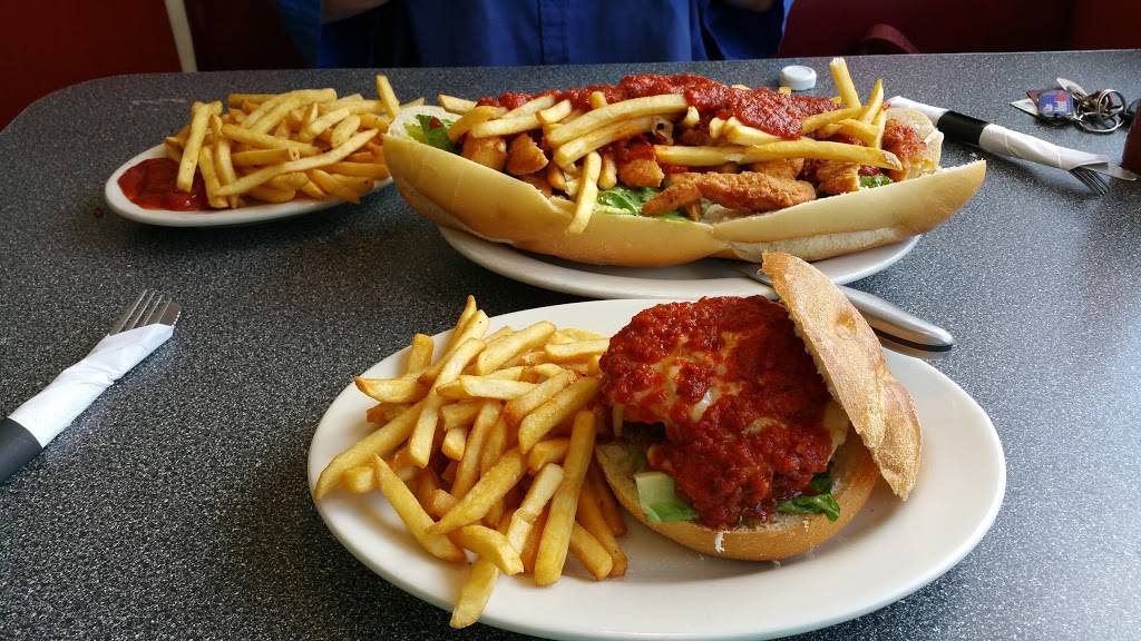 Roys Family Diner And Pizzeria | restaurant | 1903, 2 E Main St, Port Jervis, NY 12771, USA | 8458587828 OR +1 845-858-7828