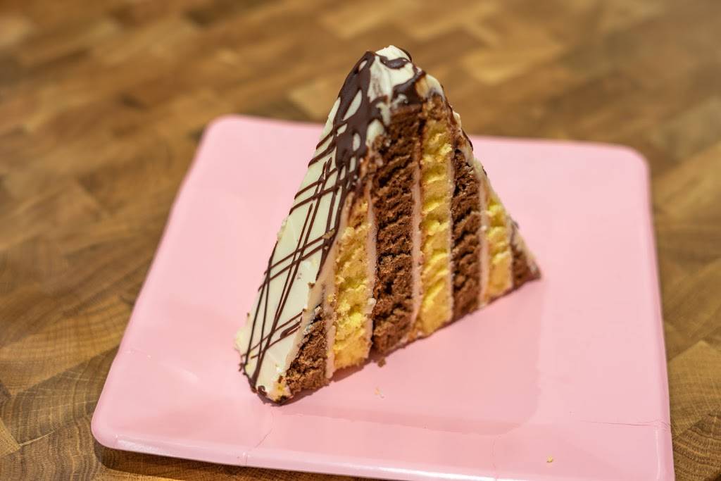 Amante Bakery | bakery | 1188 Elmhurst Rd, Mt Prospect, IL 60056, USA | 8473788226 OR +1 847-378-8226