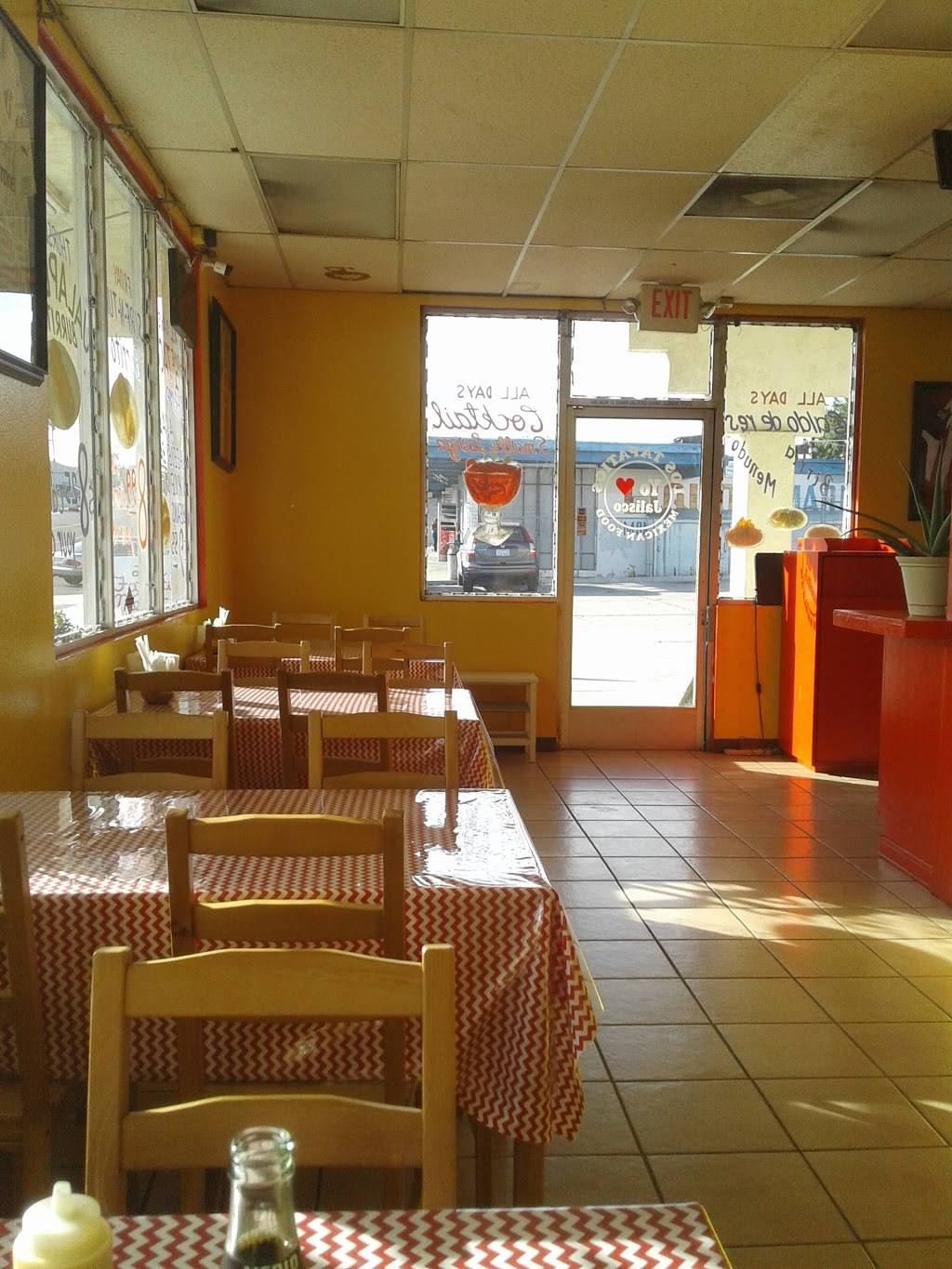 Los Tapatios Mexican Food | restaurant | 2335 Reo Dr, San Diego, CA 92139, USA | 6194346836 OR +1 619-434-6836