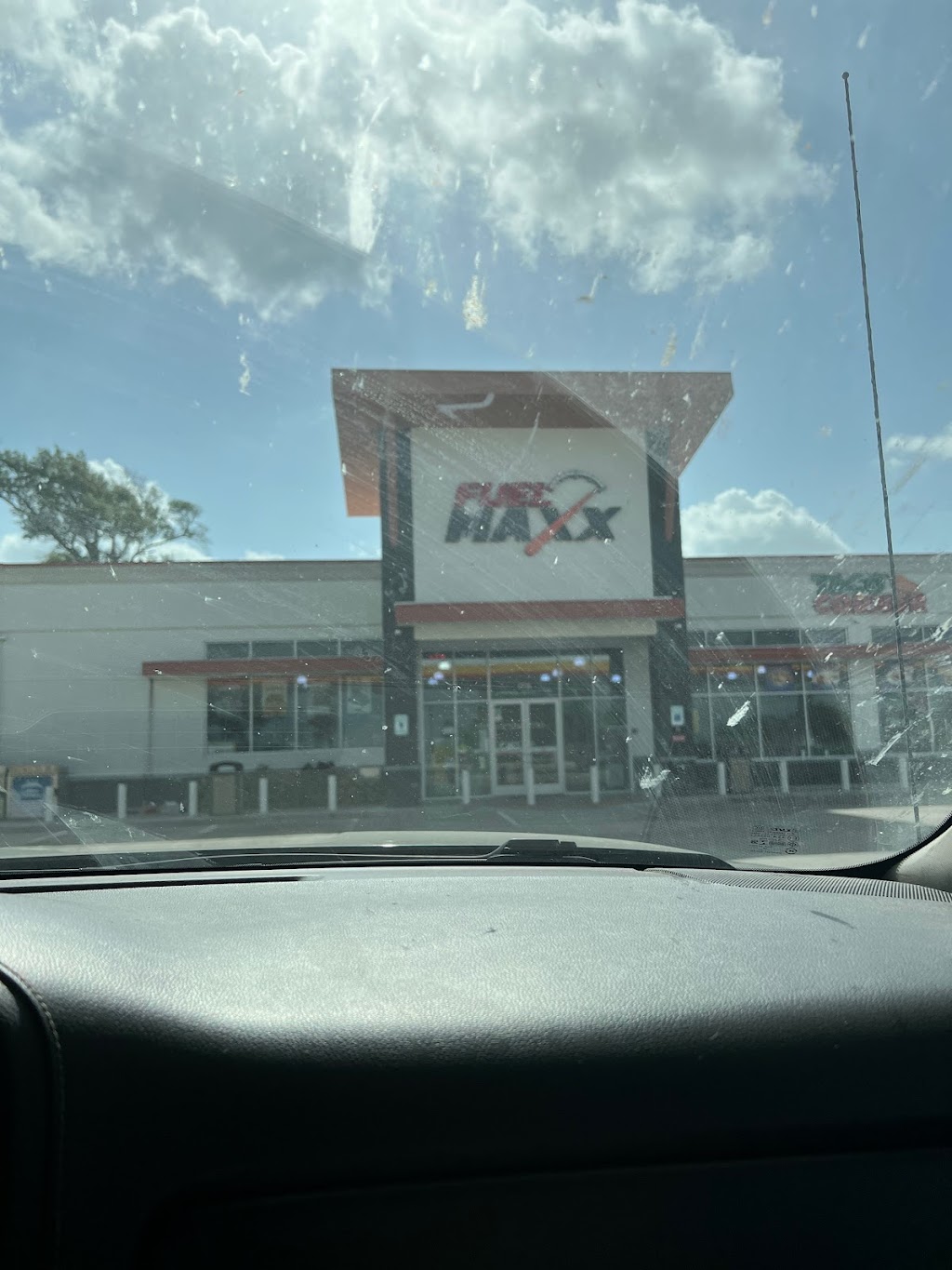 Shell | restaurant | 1715 S Main St, Highlands, TX 77562, USA | 8328388181 OR +1 832-838-8181