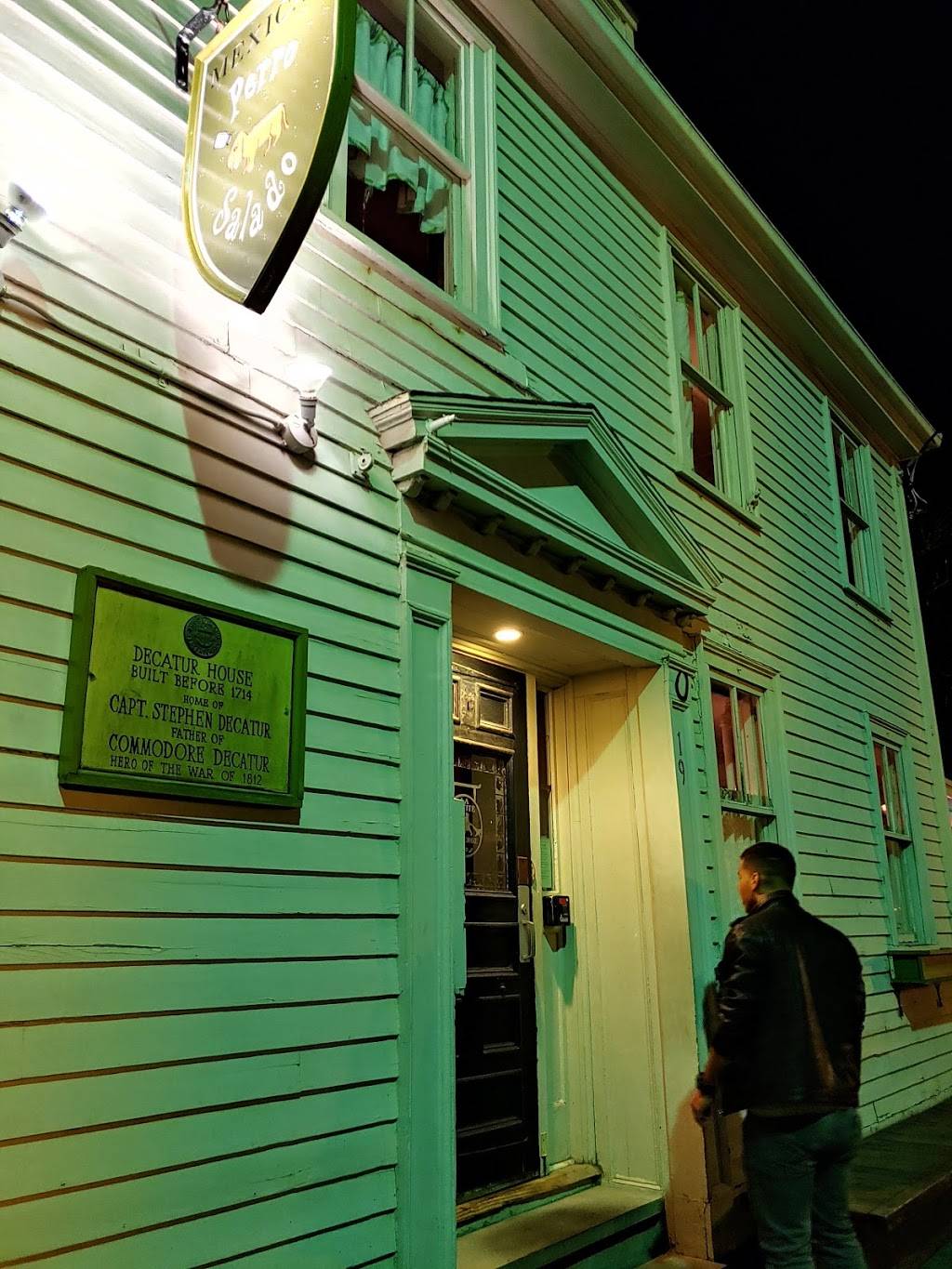 Perro Salado | restaurant | 19 Charles St, Newport, RI 02840, USA | 4016194777 OR +1 401-619-4777