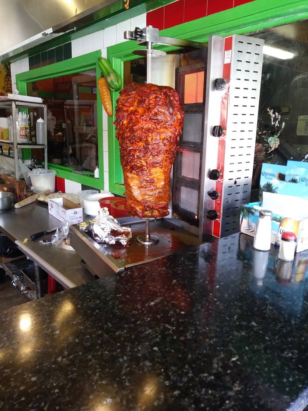 El Oasis | restaurant | 1418 Holland Ave, Houston, TX 77029, USA | 7136370512 OR +1 713-637-0512