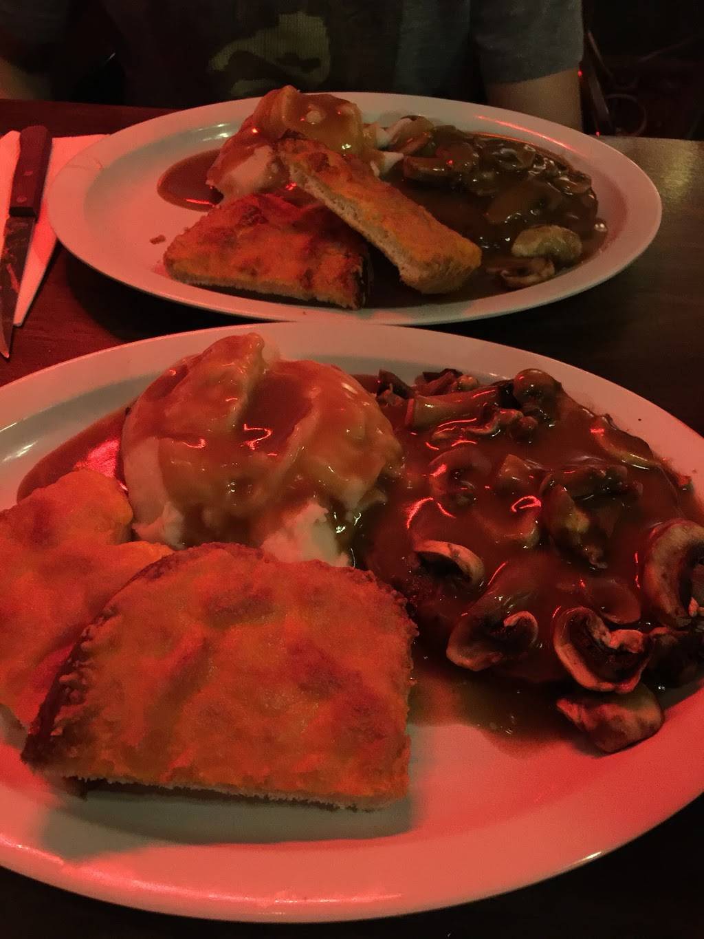 Arts Bar & Grill | restaurant | 3357 University Ave, Riverside, CA 92501, USA | 9516839520 OR +1 951-683-9520