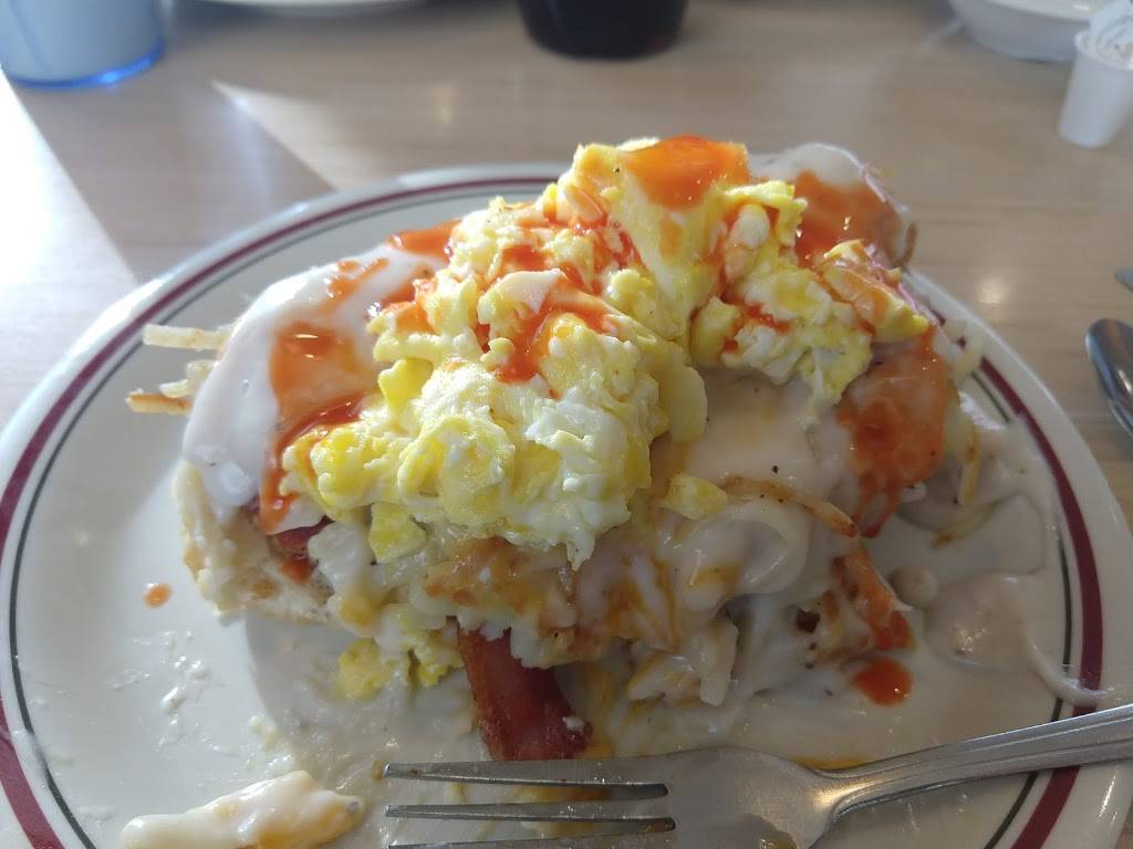 Huddle House | meal takeaway | 11 Corvette Dr, Litchfield, IL 62056, USA | 2173242212 OR +1 217-324-2212