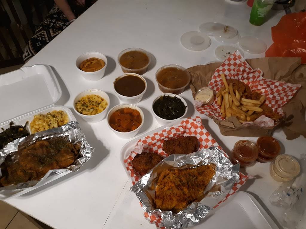 Randys Chicken And Waffles | restaurant | 2791 W Ave L, Lancaster, CA 93536, USA | 6614665599 OR +1 661-466-5599