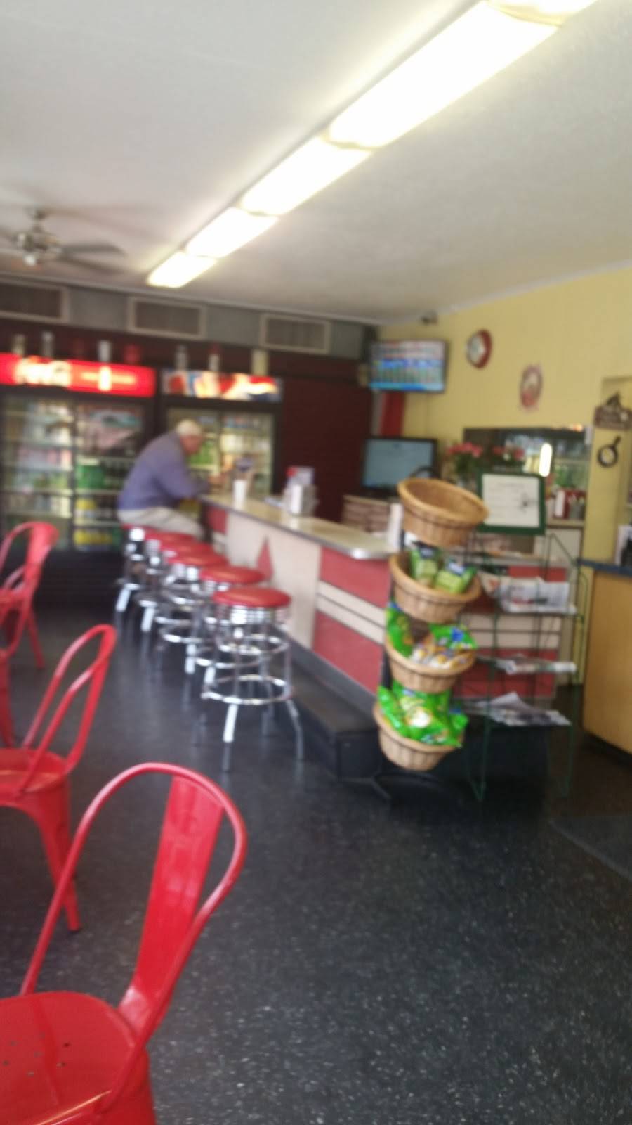 Oakdale Pizza & Coffee Shop | restaurant | 2 Sanderson Ave, Dedham, MA 02026, USA | 7814619952 OR +1 781-461-9952