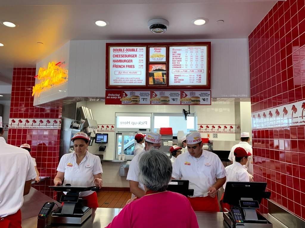 In-N-Out Burger | restaurant | 4950 Hamner Ave, Eastvale, CA 91752, USA | 8007861000 OR +1 800-786-1000