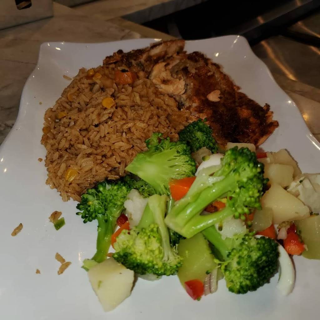 QUIET BAR RESTAURANT | restaurant | 535 E Tremont Ave, The Bronx, NY 10457, USA | 7186846102 OR +1 718-684-6102