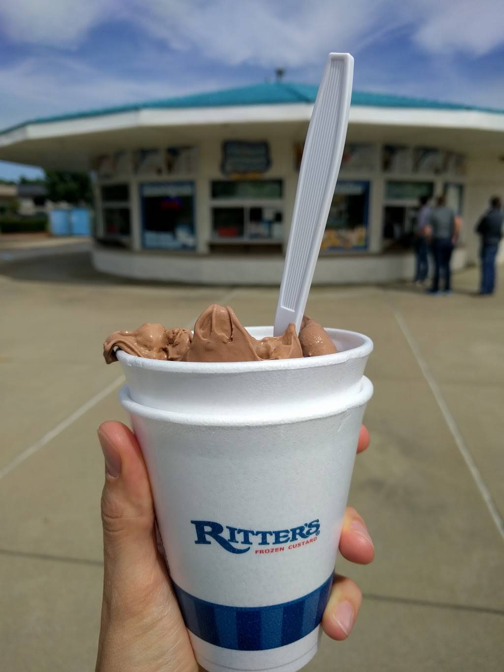 Ritters Frozen Custard Brighton | restaurant | 5962 Meridian Blvd, Brighton, MI 48116, USA | 8102296992 OR +1 810-229-6992