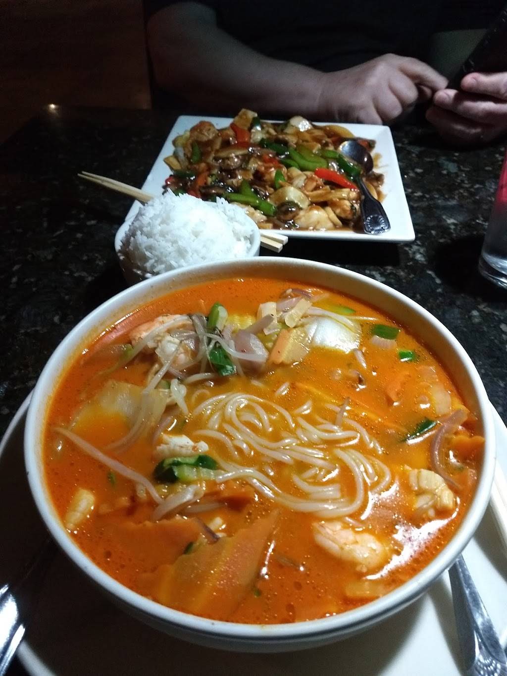 Red Snapper | restaurant | 8430 Ward Pkwy, Kansas City, MO 64114, USA | 8163338899 OR +1 816-333-8899