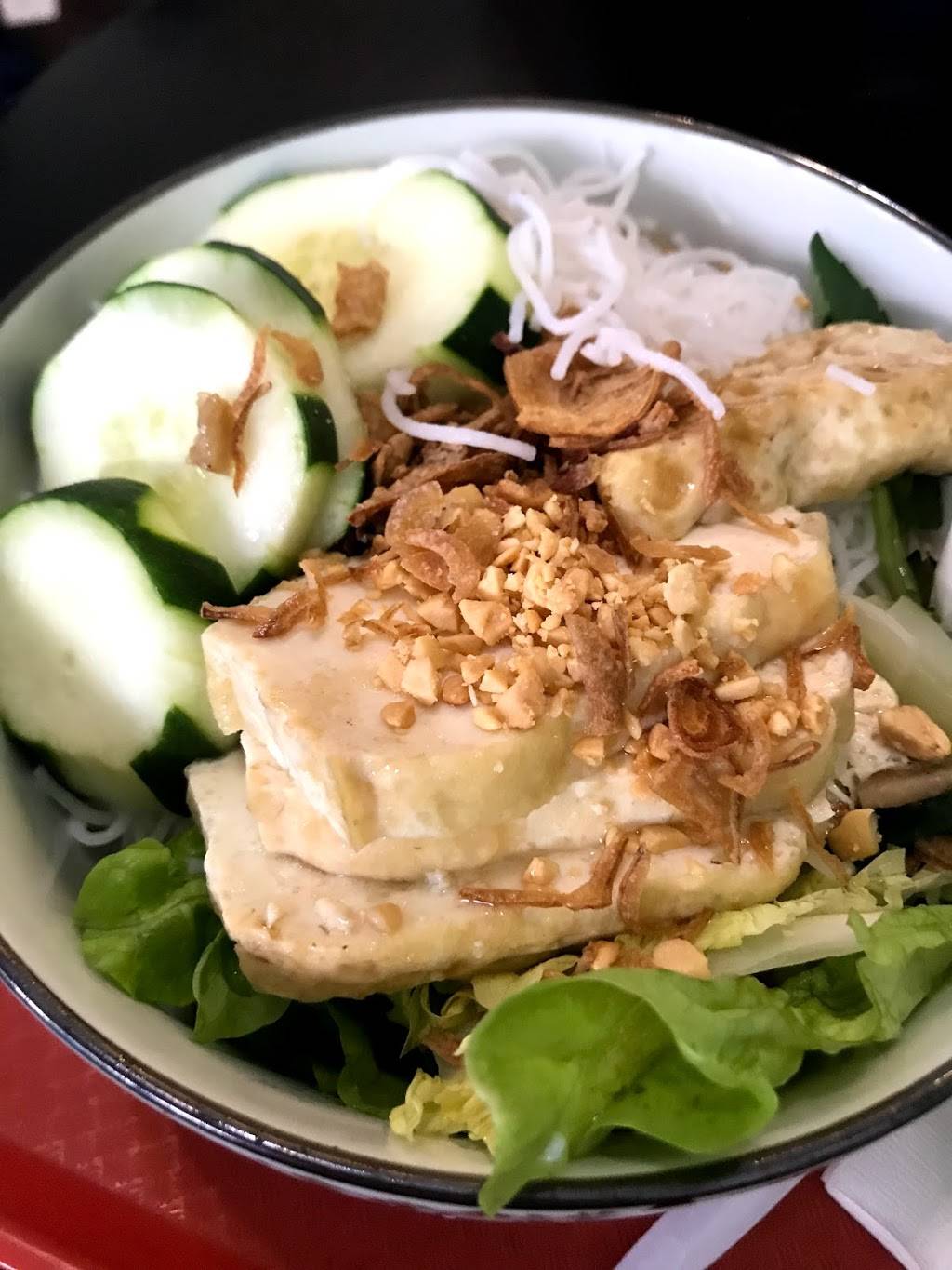 Banh Mi Place | restaurant | 824 Washington Ave, Brooklyn, NY 11238, USA | 7185522660 OR +1 718-552-2660