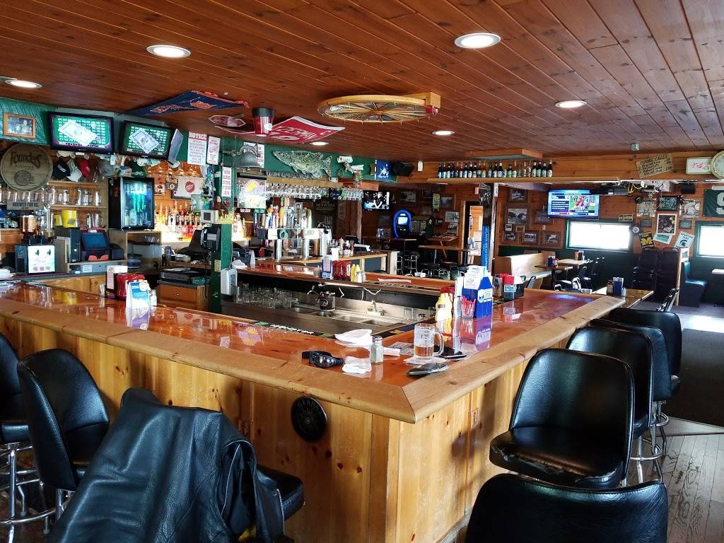 Breakers | restaurant | 967 N Straits Hwy, Topinabee, MI 49791, USA | 2312387544 OR +1 231-238-7544