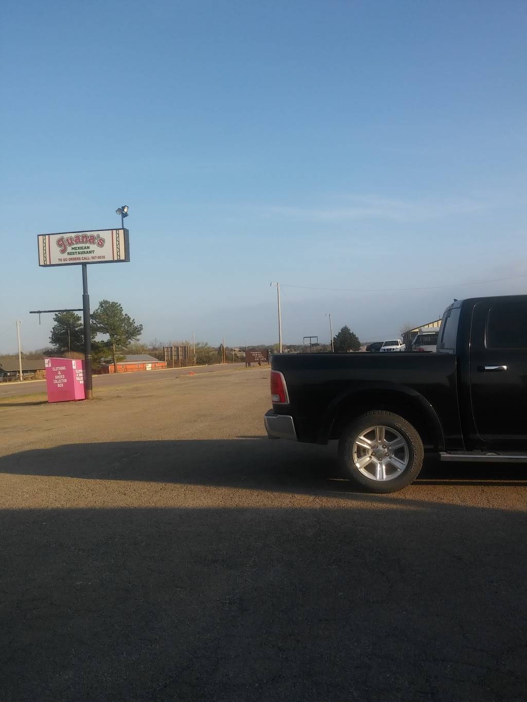 Juanas Mexican Restaurant | restaurant | 709 Jim Thorpe Blvd, Prague, OK 74864, USA | 4055670036 OR +1 405-567-0036