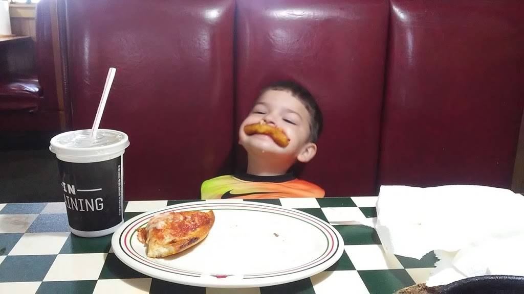 Pizza Hut | meal delivery | 201 Memorial Blvd, Picayune, MS 39466, USA | 6017987683 OR +1 601-798-7683