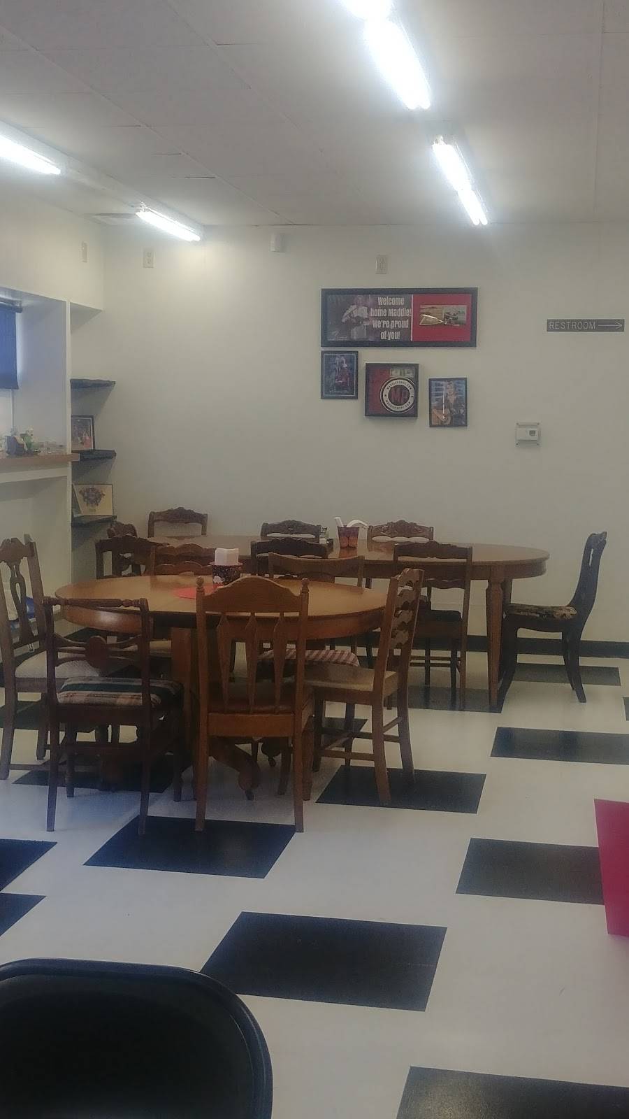 Lizzy Lous Diner | restaurant | 205 N Main St, Clarksville, IA 50619, USA | 3192784159 OR +1 319-278-4159