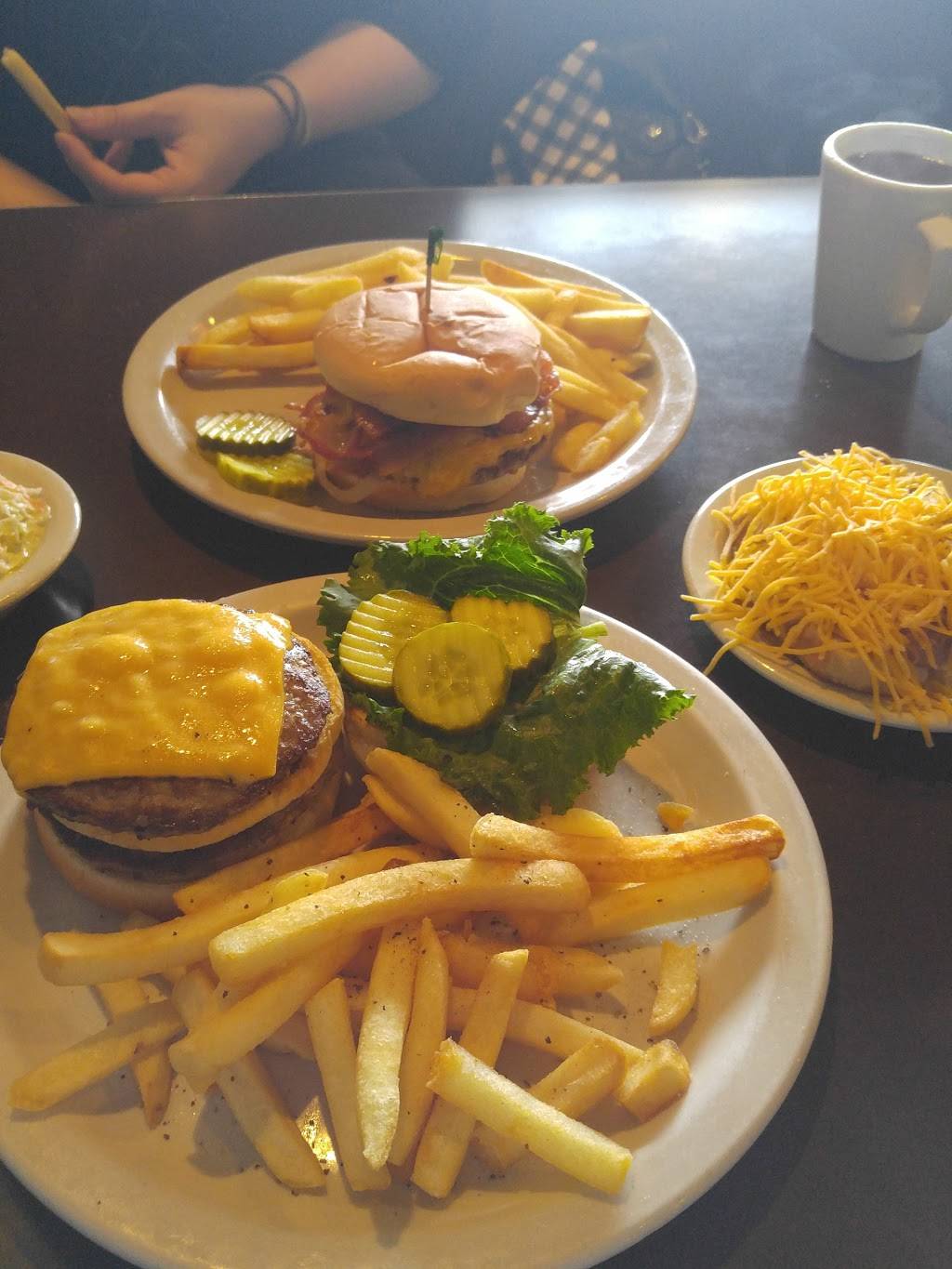 P & S Restaurant | restaurant | 3512 Springdale Rd, Cincinnati, OH 45251, USA | 5137414423 OR +1 513-741-4423