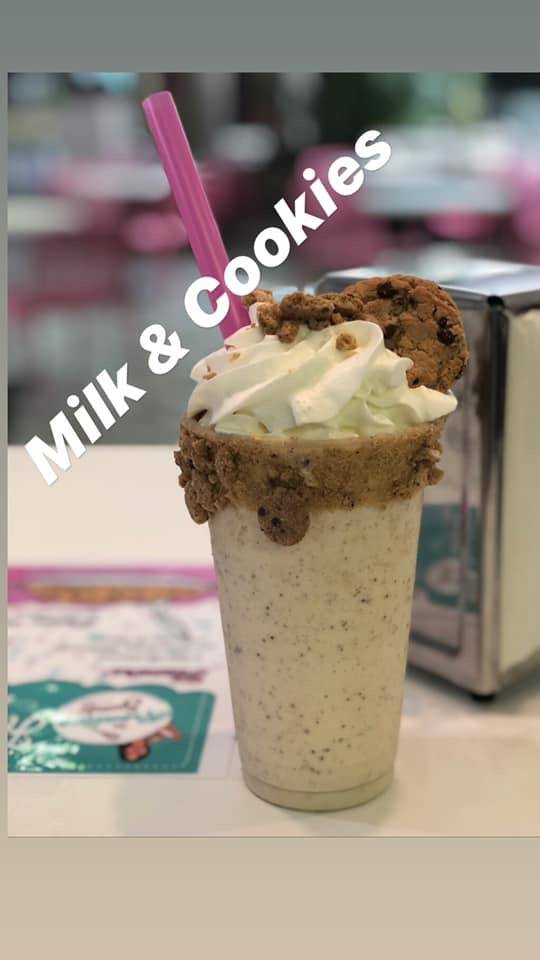 The Kreative Sweet Boutique | restaurant | 6075 Winchester Rd Suite 454, Memphis, TN 38115, USA | 9013999516 OR +1 901-399-9516