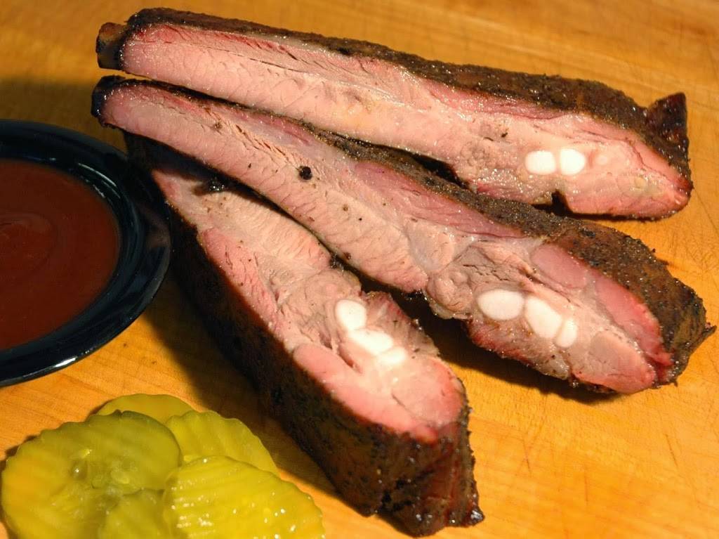 Two Brothers BBQ and Burger Grill | restaurant | 1701 W Central Ave, El Dorado, KS 67042, USA | 3164525522 OR +1 316-452-5522