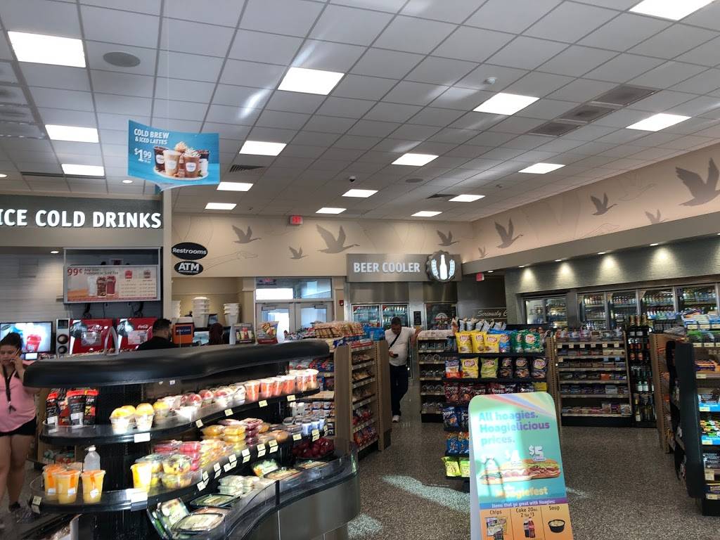Wawa | cafe | 11990 SW 137th Ave, Miami, FL 33186, USA | 7868704550 OR +1 786-870-4550