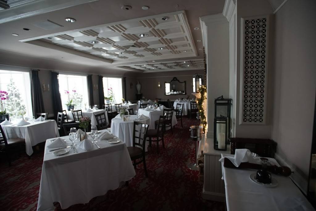 The Fox Hollow | restaurant | 7725 Jericho Turnpike, Woodbury, NY 11797, USA | 5169211415 OR +1 516-921-1415