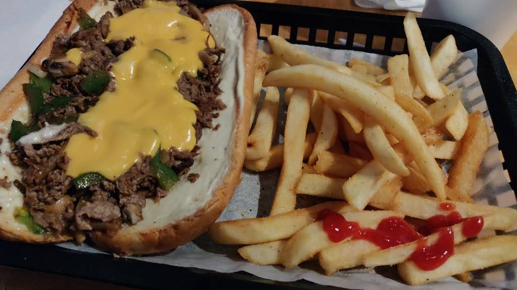 C.Y.O.C. Create Your Own Cheesecake and Cheesesteak - Waukegan | restaurant | 2114 N Green Bay Rd, Waukegan, IL 60087, USA | 8474062962 OR +1 847-406-2962