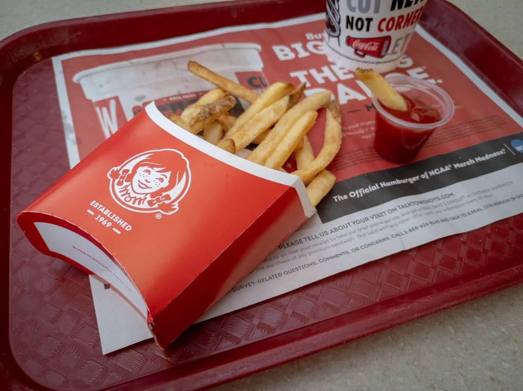 Wendys | restaurant | 557 Moseley Rd, Fairport, NY 14450, USA | 5854257657 OR +1 585-425-7657