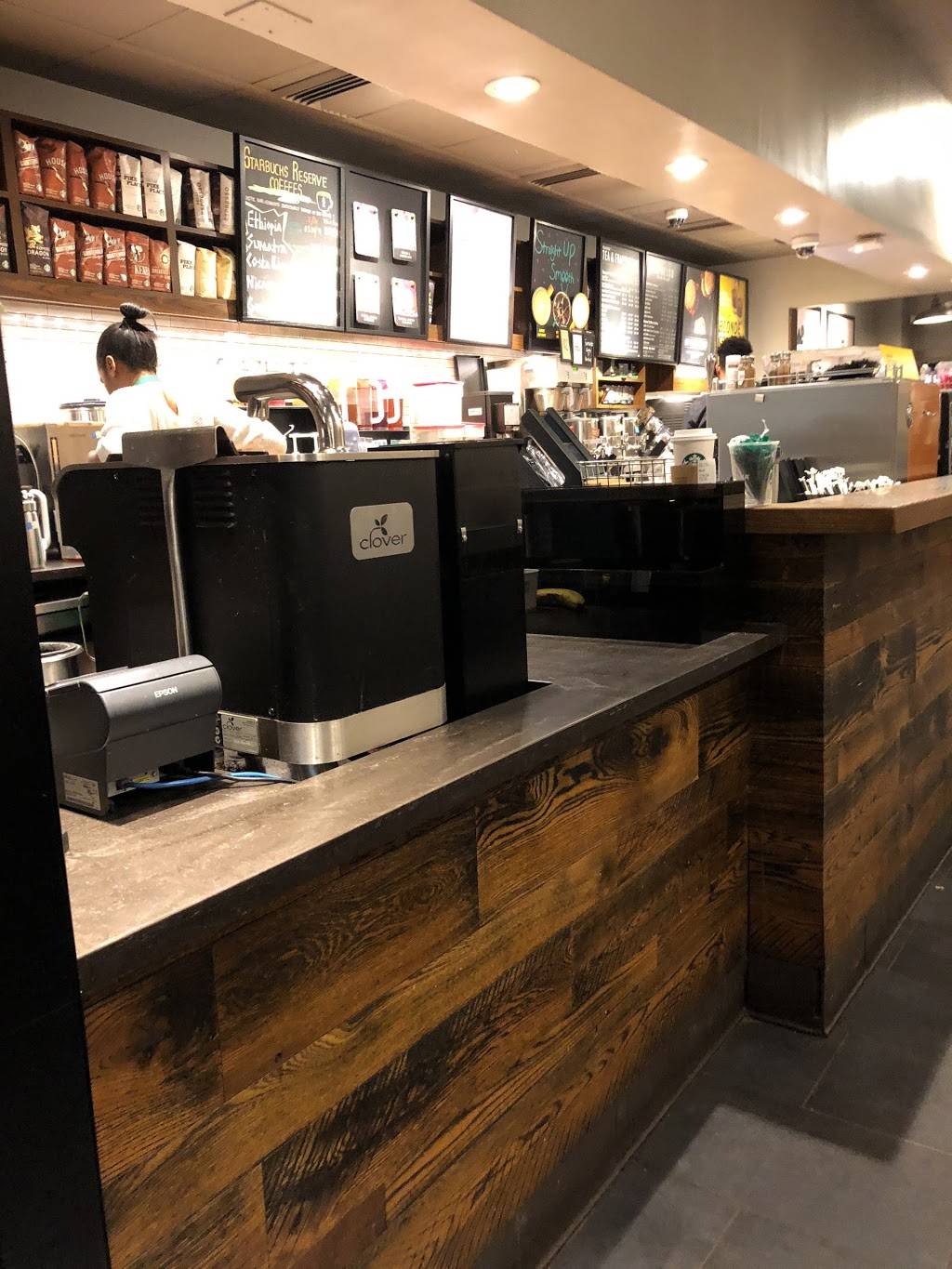 Starbucks | cafe | 184 7th St, Garden City, NY 11530, USA | 5167418295 OR +1 516-741-8295