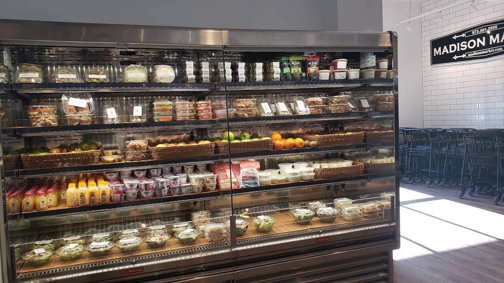 Madison Market | cafe | 17 Greenwood Ave, Madison, NJ 07940, USA | 9733012000 OR +1 973-301-2000