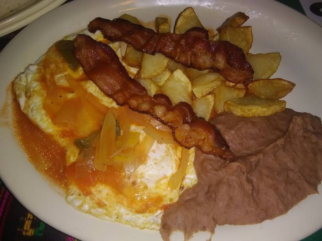 Cowgirls Cafe | restaurant | 2818 S WW White Rd, San Antonio, TX 78222, USA | 2103844122 OR +1 210-384-4122