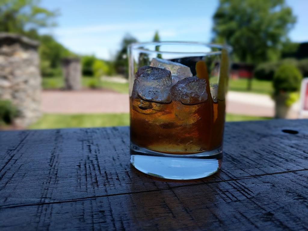 Star Hill Provisions at Maker’s Mark Distillery | restaurant | 3350 Burks Spring Rd, Loretto, KY 40037, USA | 2708657293 OR +1 270-865-7293