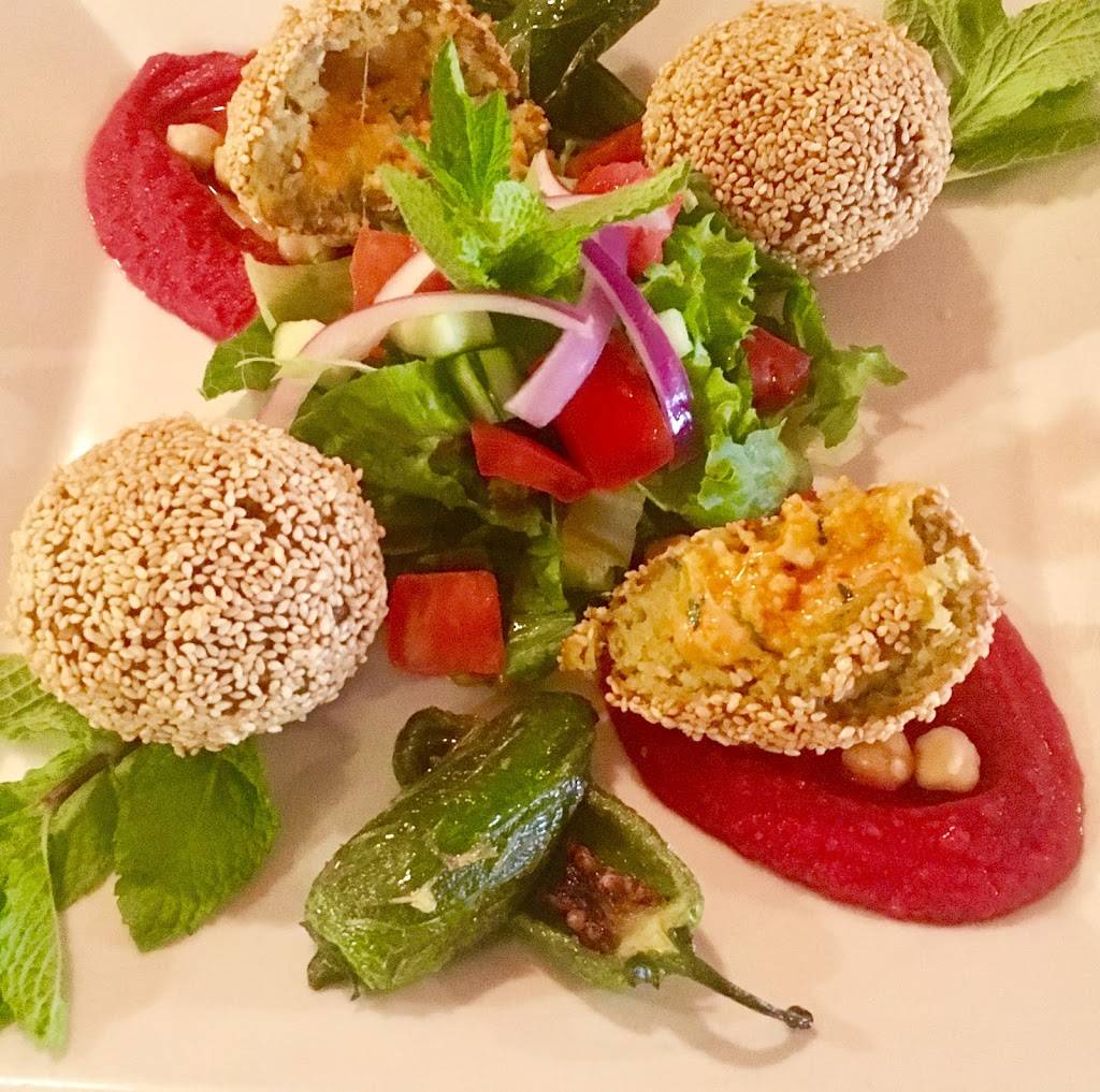 Ayas Café | restaurant | 1307, 2129 Arch St, Philadelphia, PA 19103, USA | 2155671555 OR +1 215-567-1555