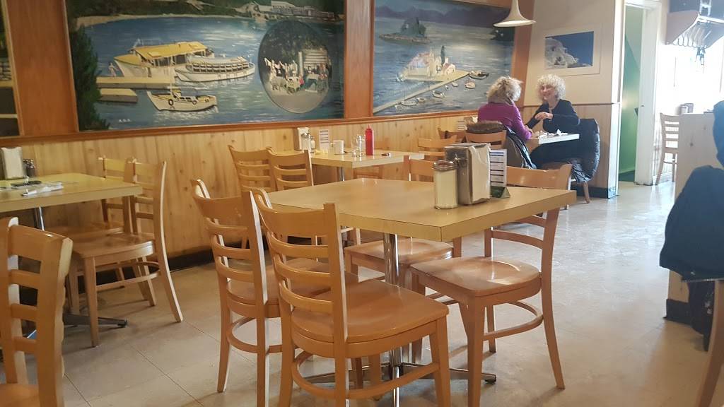 Motorama Restaurant | restaurant | 862 Danforth Ave, Toronto, ON M4J 1L7, Canada | 4164616968 OR +1 416-461-6968