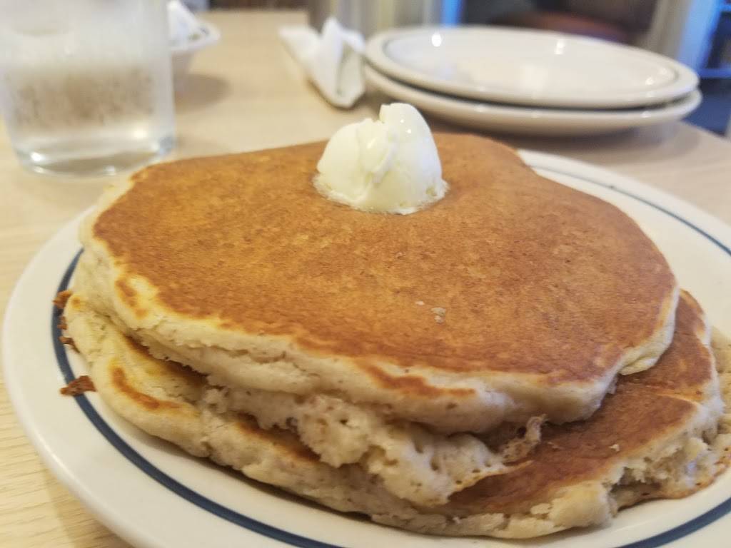IHOP | restaurant | 655 Sunland Park Dr, El Paso, TX 79912, USA | 9158451700 OR +1 915-845-1700