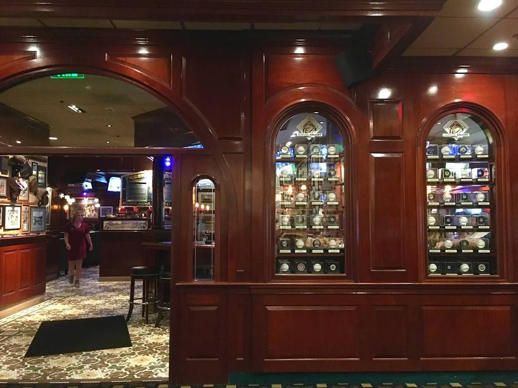 The Fours | restaurant | 15 Cottage Ave, Quincy, MA 02169, USA | 6174714447 OR +1 617-471-4447