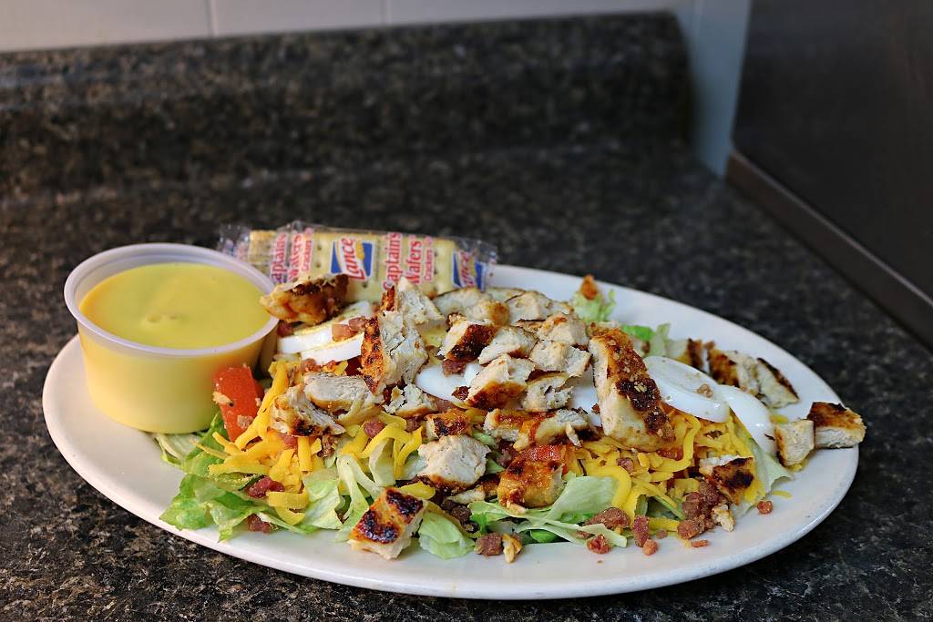 Michael & Hannahs | restaurant | 29 Dixon Springs Hwy #1010, Carthage, TN 37030, USA | 6157359475 OR +1 615-735-9475