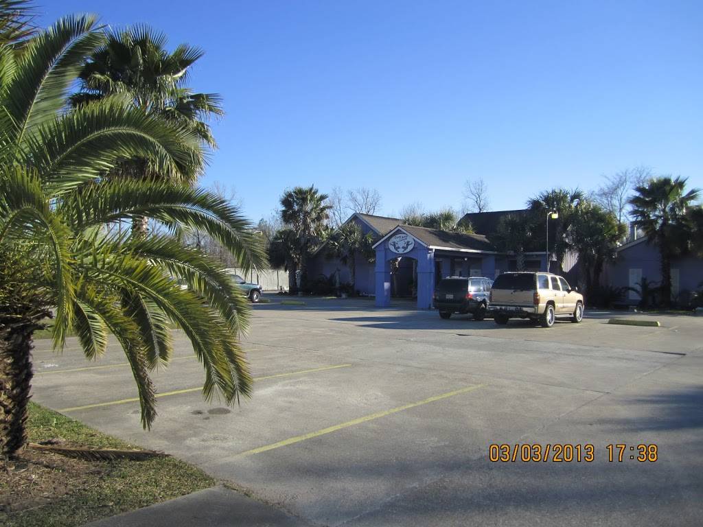 Crazy Horse Cabaret | night club | 2901 I- 10 Frontage Rd, Port Allen, LA 70767, USA | 2253876444 OR +1 225-387-6444