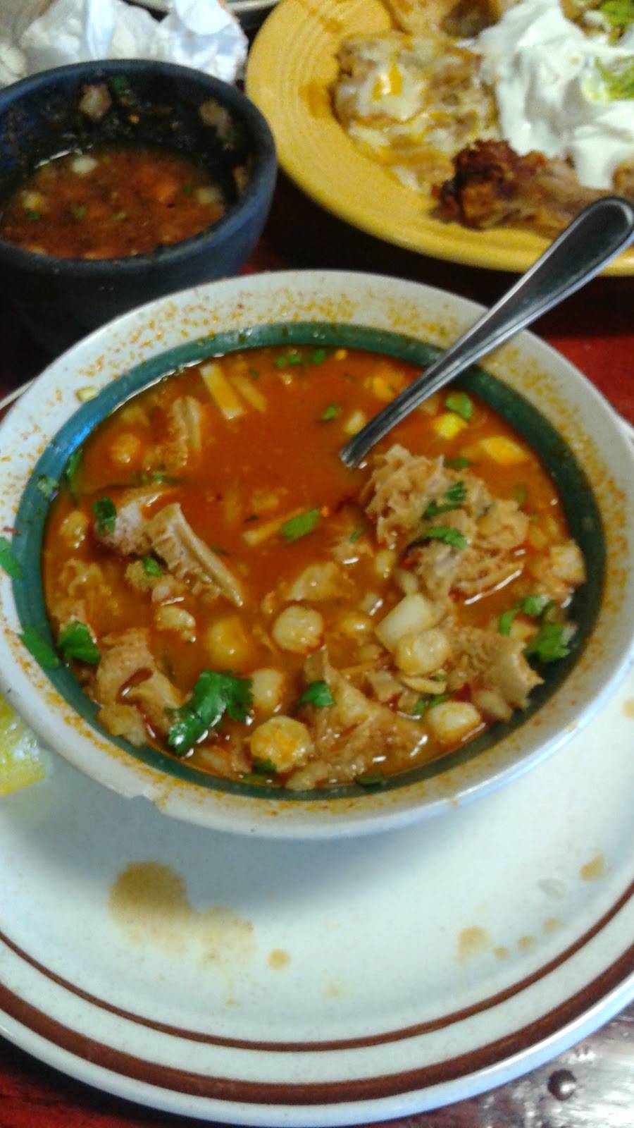 Rubens Mexican Restaurant | restaurant | 2701 Calloway Dr, Bakersfield, CA 93312, USA | 6615893676 OR +1 661-589-3676