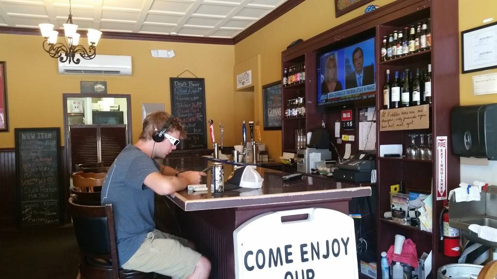Fiddles Pub | restaurant | 223 W Main St, Elkin, NC 28621, USA | 3365274782 OR +1 336-527-4782