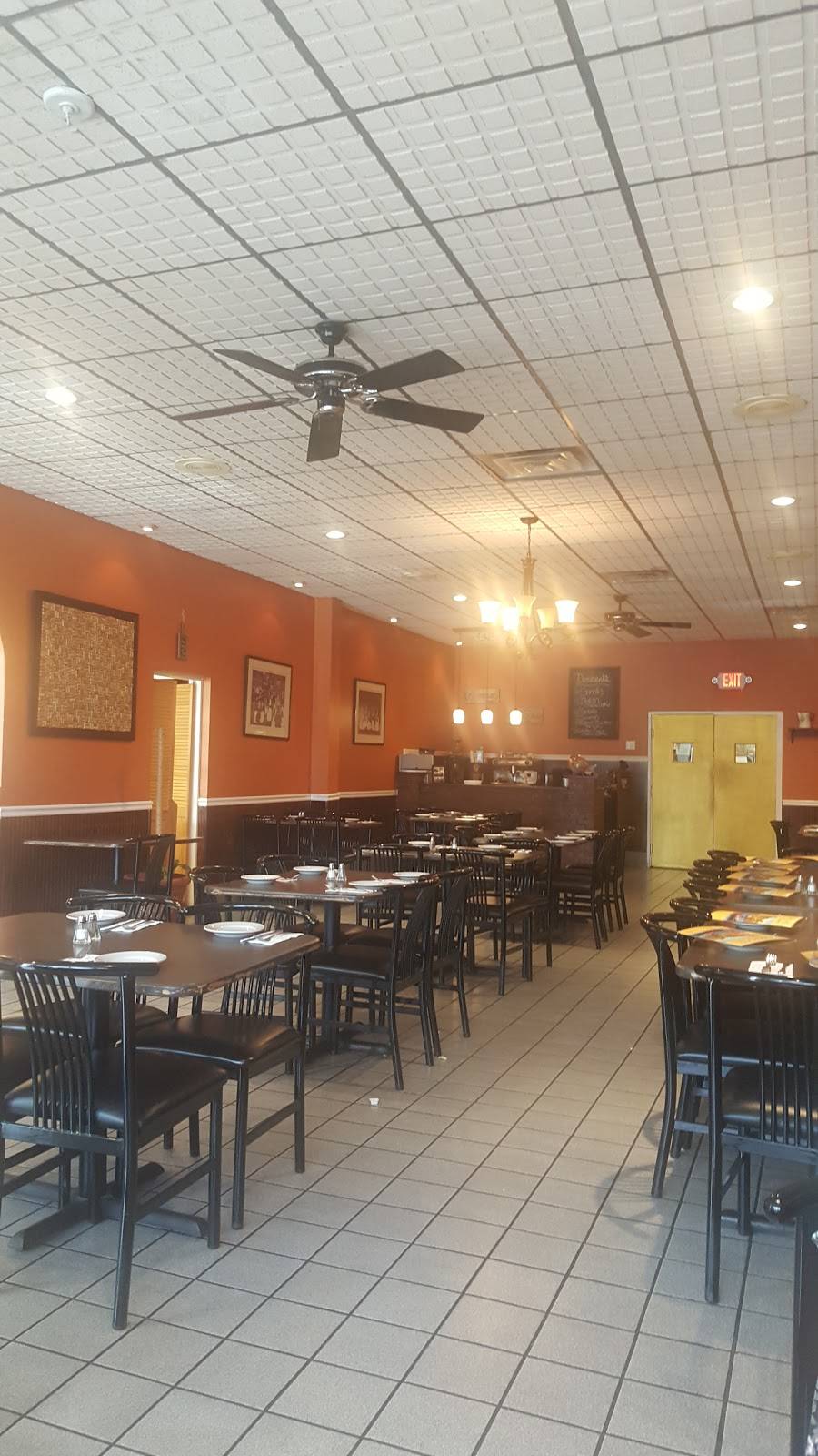 Florios Restaurant & Pizzeria | restaurant | 37 Gill Ln, Iselin, NJ 08830, USA | 7322833444 OR +1 732-283-3444