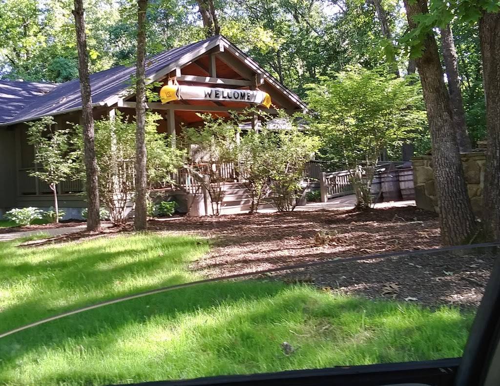 Long Creek Marina | restaurant | Table Rock Lake, Ridgedale, MO 65739, USA | 4173344860 OR +1 417-334-4860