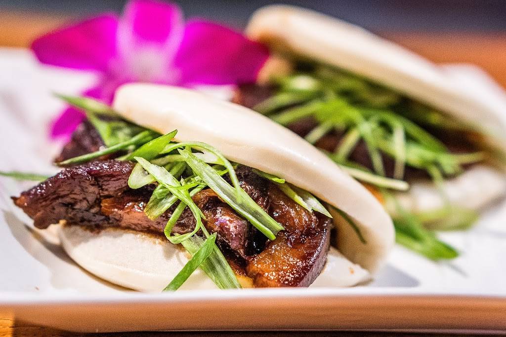 Aura Mixology & Chow | restaurant | 2368 3rd St, San Francisco, CA 94107, USA | 4158729662 OR +1 415-872-9662