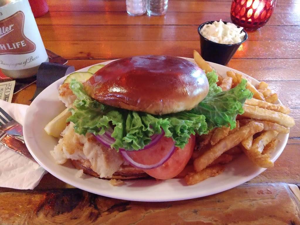 Sisters Saloon Inc | restaurant | 8780 WI-70, St Germain, WI 54558, USA | 7155423483 OR +1 715-542-3483