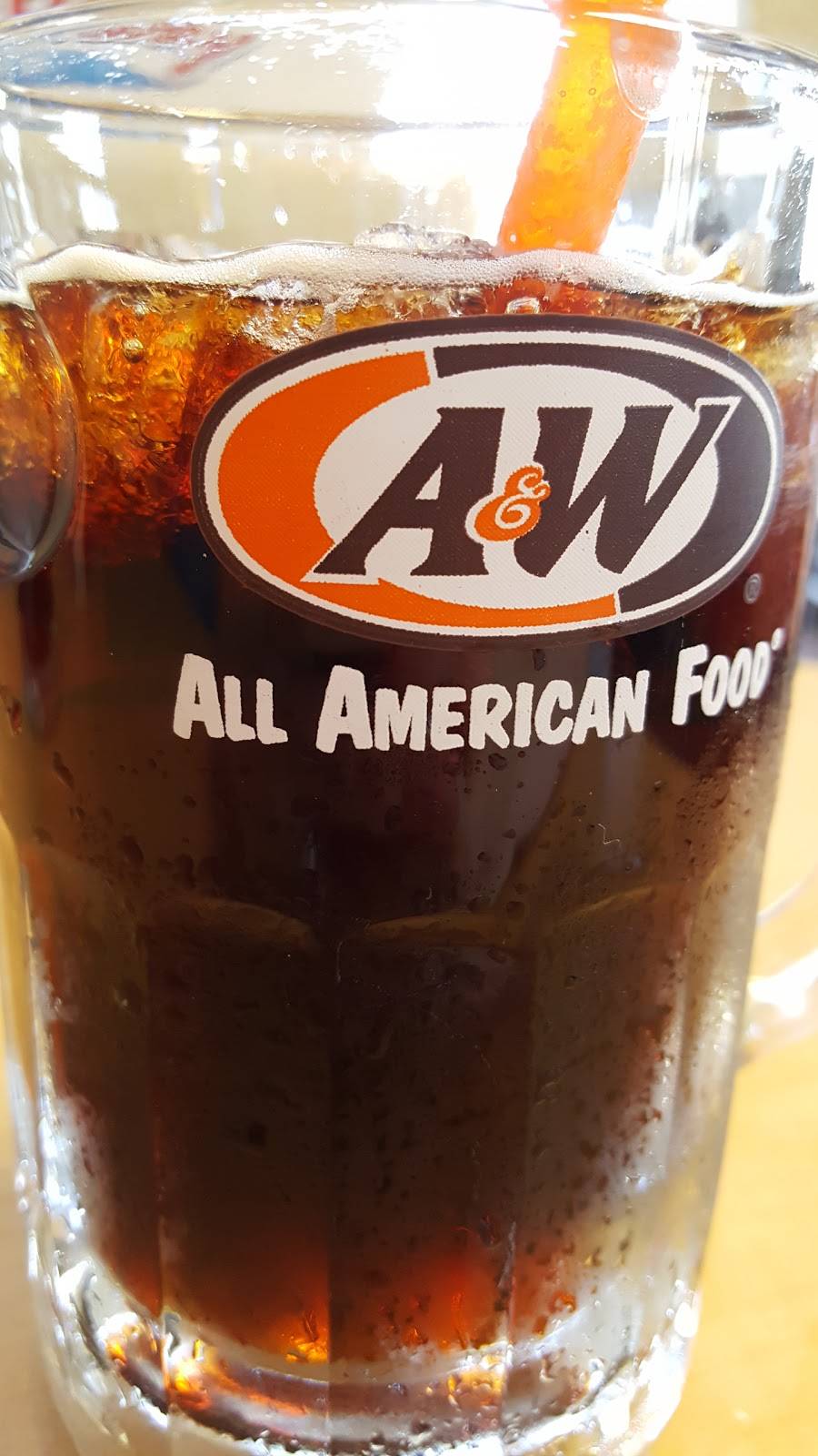 Long John Silvers | restaurant | 2928 N Main St, Hutchinson, KS 67502, USA | 6206637273 OR +1 620-663-7273